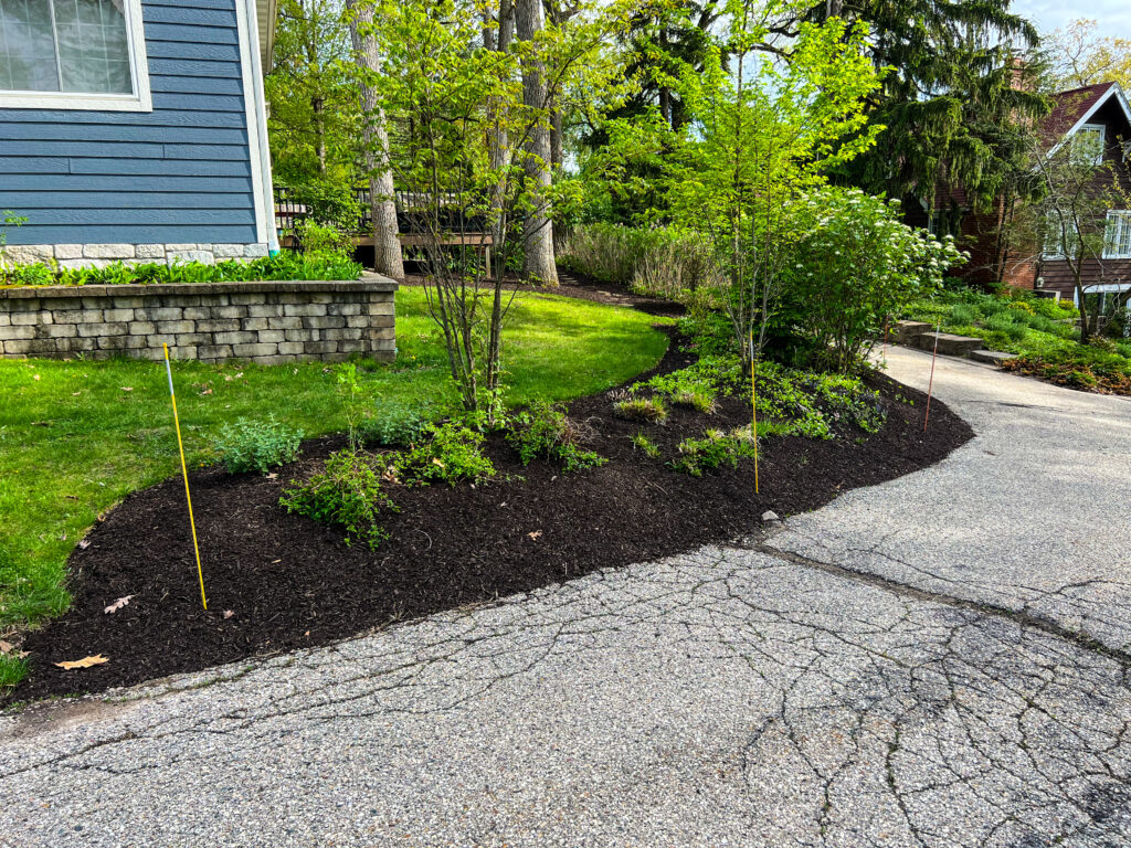 Fontana Spring Cleanup and Mulch Installation Side Beds